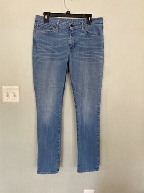 Levis Womens Mid-Rise Slim Jeans Bold Curve W33 L32 Distressed Hem Blue
